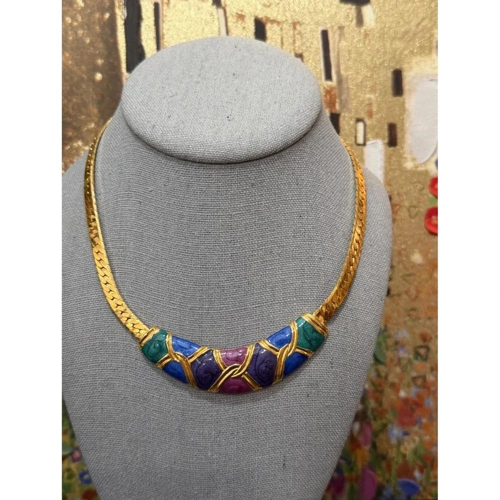 Vintage Enamel Jewel Tone Collar Necklace Womens Gold Tone Herringbone 16